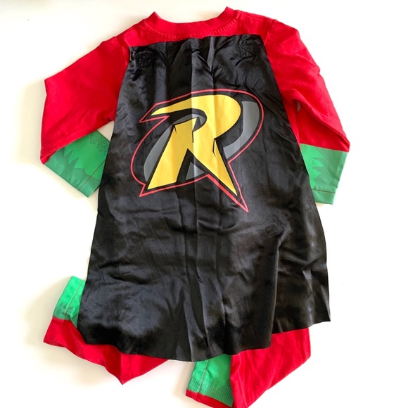 DC Comics Robin pjs with cape - Picture 2 of 8